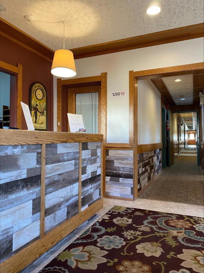 Inn Stork Nest 3*